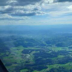 Flugwegposition um 15:38:06: Aufgenommen in der Nähe von Gemeinde Kumberg, Österreich in 1665 Meter